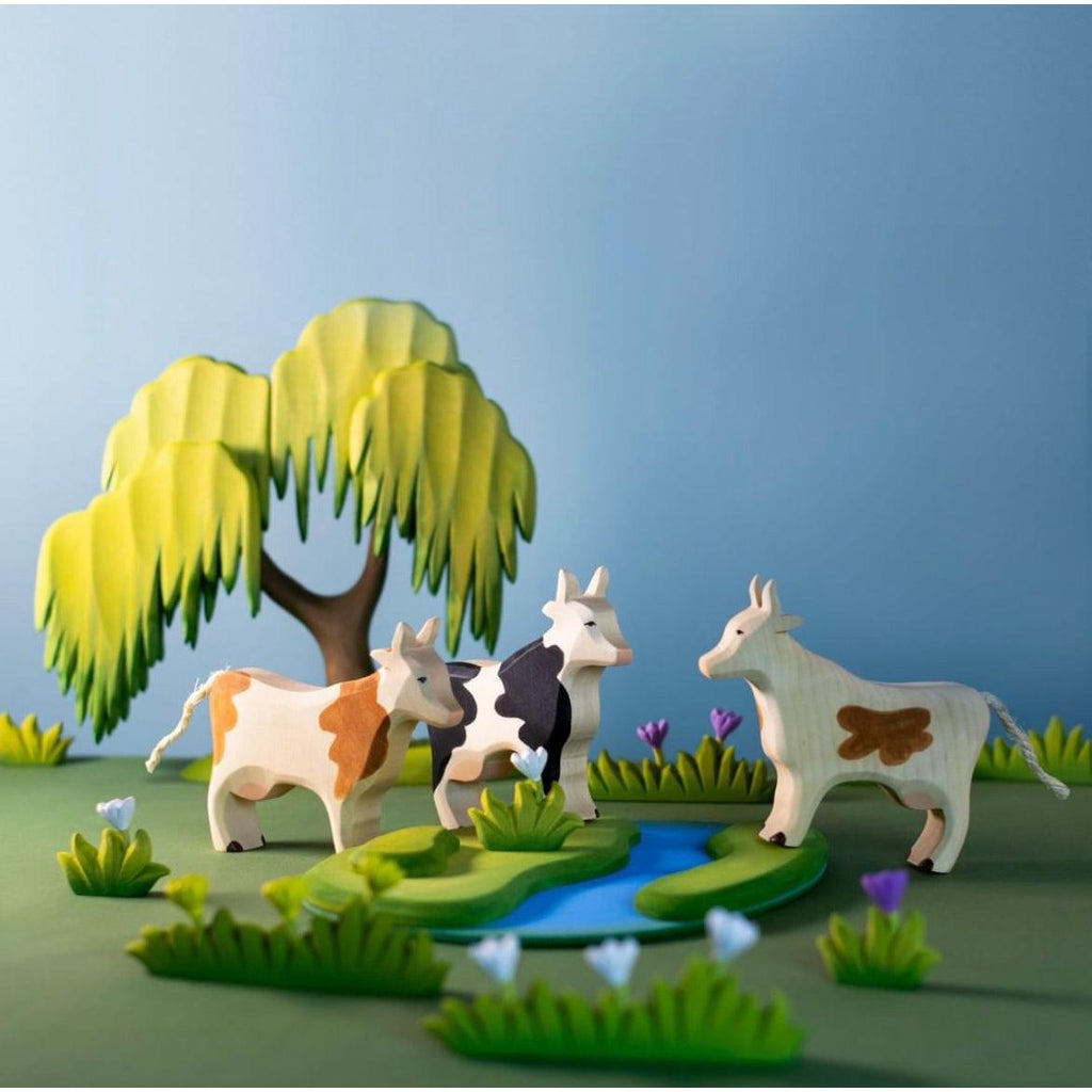 Trefigur Ku Håndmalt Bærekraftig Tre Liten Bumbu Toys