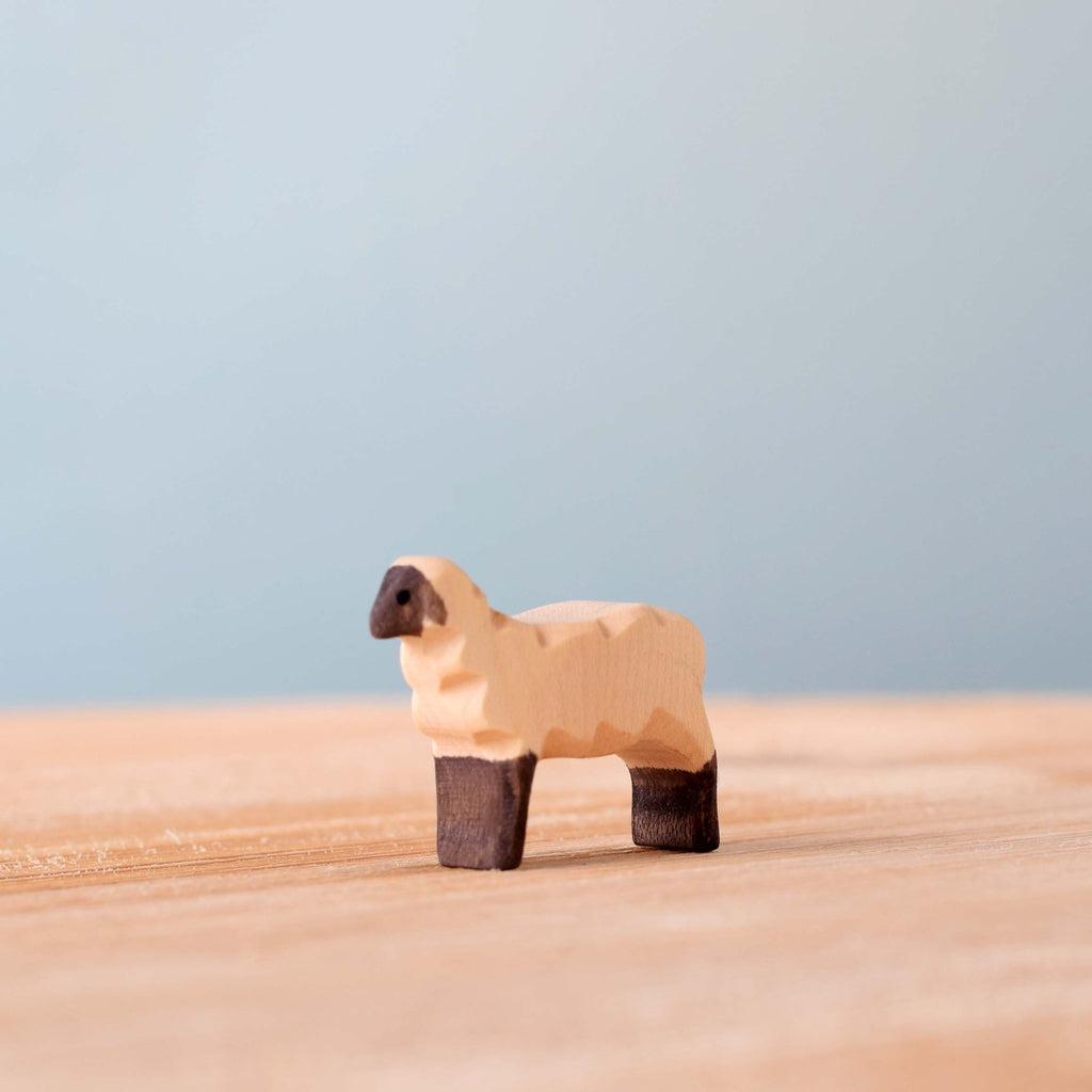 Trefigur I Tre Håndlaget Liten Lam Løpende Bumbu Toys