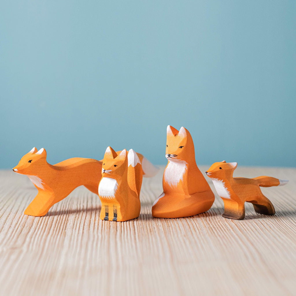 Trefigur Håndlaget Tre Liten Rev Løpende Bumbu Toys