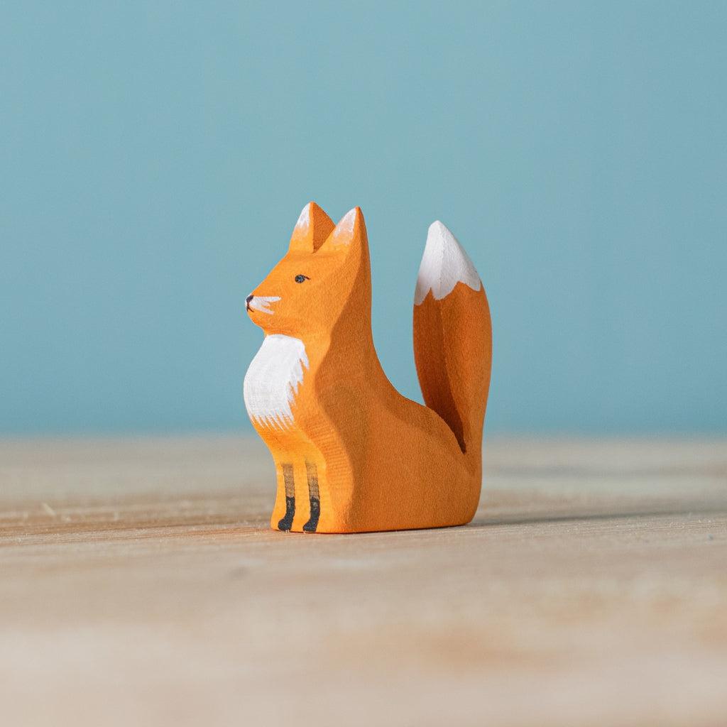 Trefigur Håndlaget Tre Liten Sittende Revunge Bumbu Toys