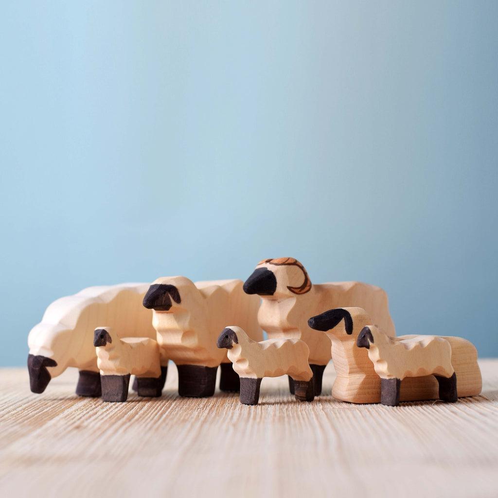 Trefigur Håndlaget Tre Liten Liggende Sau Bumbu Toys