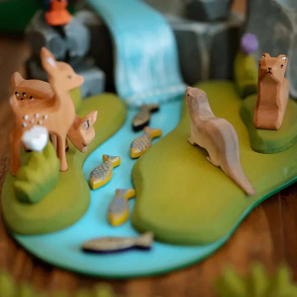 Trefigur Tre Håndlaget Sett Elv Foss Og Steiner Bumbu Toys