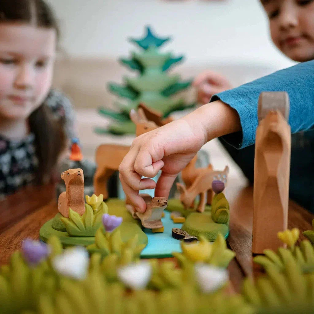 Trefigur Tre Håndlaget Sett Elv Foss Og Steiner Bumbu Toys