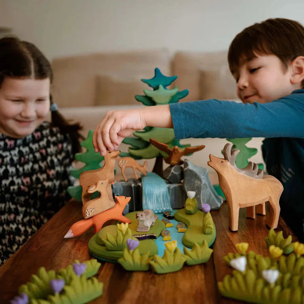 Trefigur Tre Håndlaget Sett Elv Foss Og Steiner Bumbu Toys