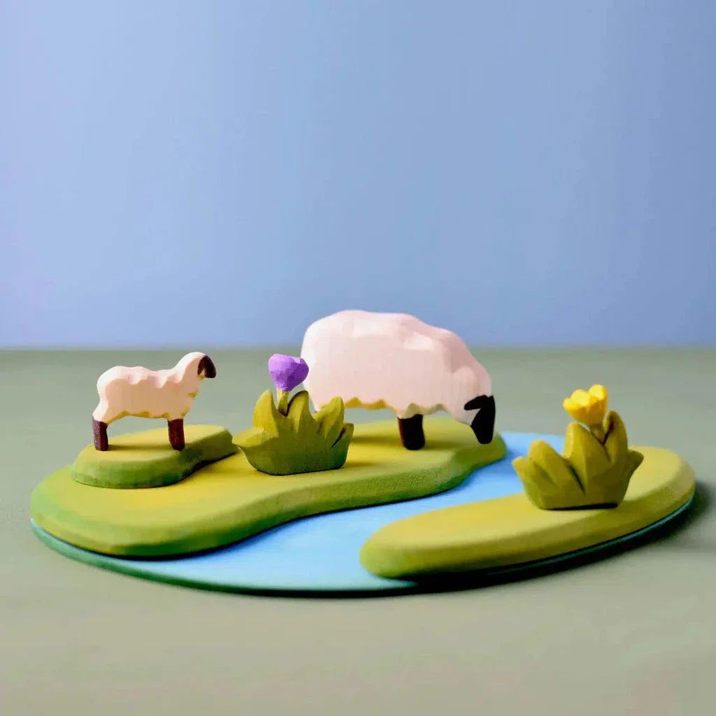 Trefigursett I Naturtre Mini 4 Deler Sau Og Lam Bumbu