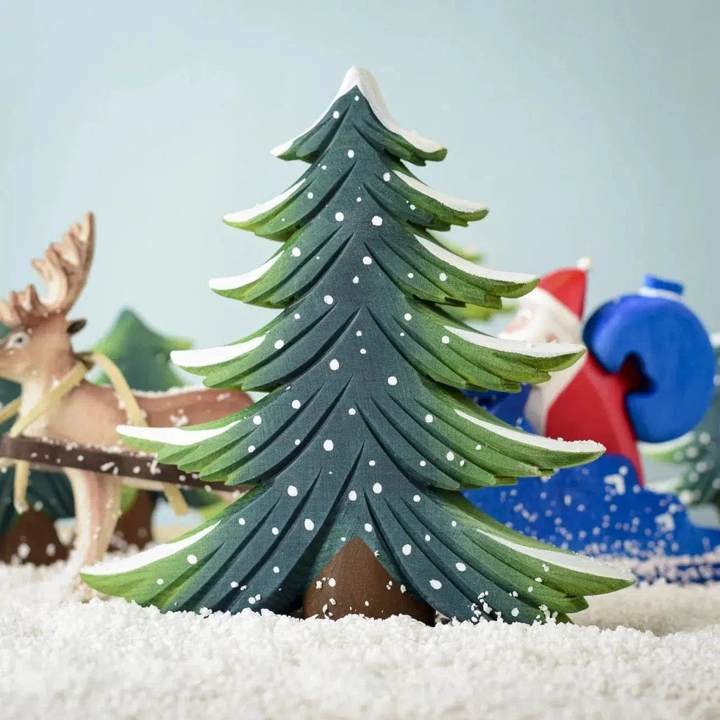 Trefigurer I Håndlaget Snødekt Furu Sett Bumbu Toys
